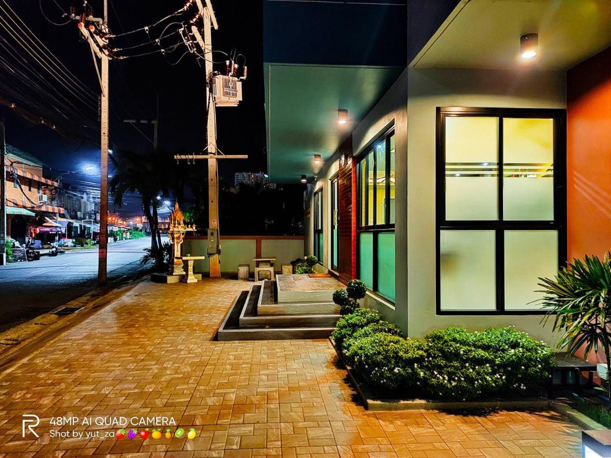 Tk Thongrak Apartment Hat Yai Buitenkant foto