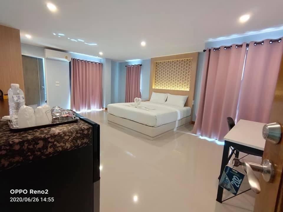 Tk Thongrak Apartment Hat Yai Buitenkant foto